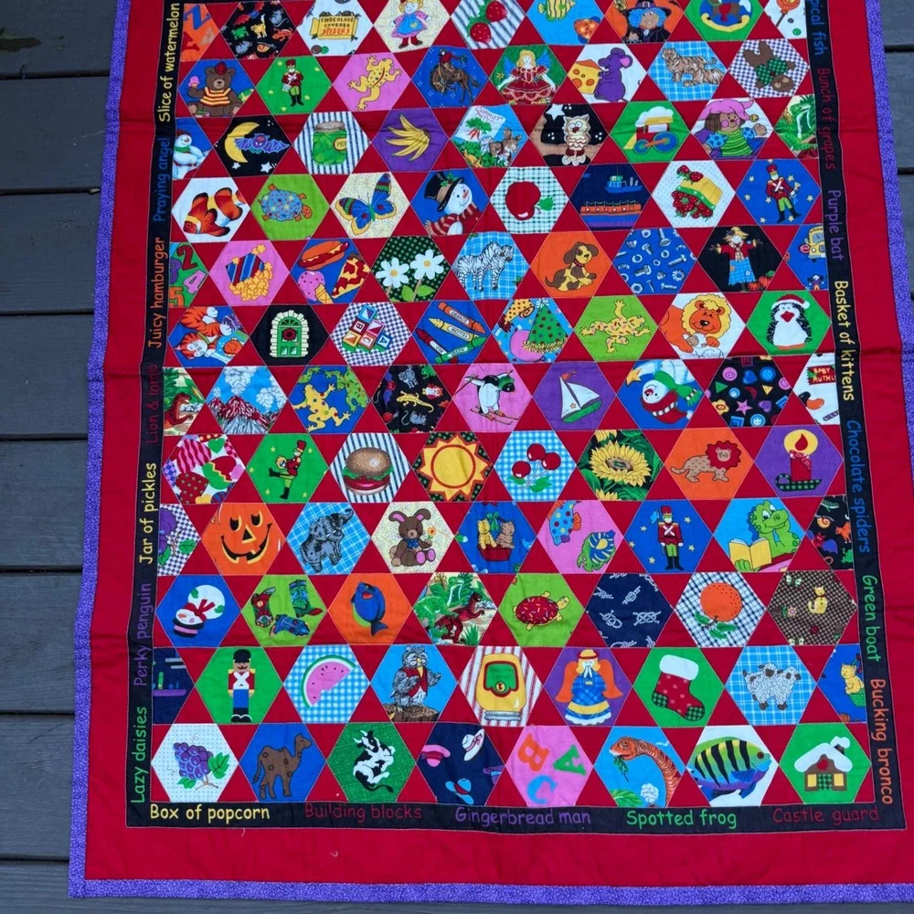 1.a.0.0.13 Handmade I Spy Quilt 35.5x44 Hexagon Novelty Kids Baby Play Mat